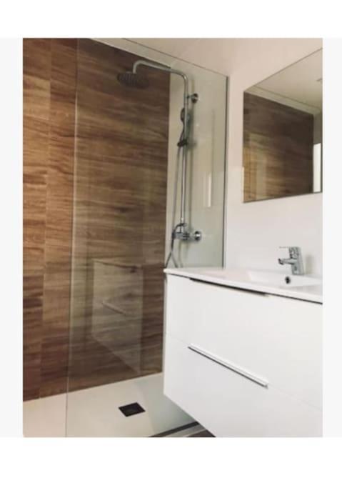 Apartamento Centrico De Diseno En Calle Tres Forques,Valencia Buitenkant foto